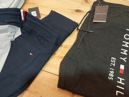 Tommy Hilfiger track mainline pant טומי הילפיגר מכנס ארוך בצבע אפור כהה